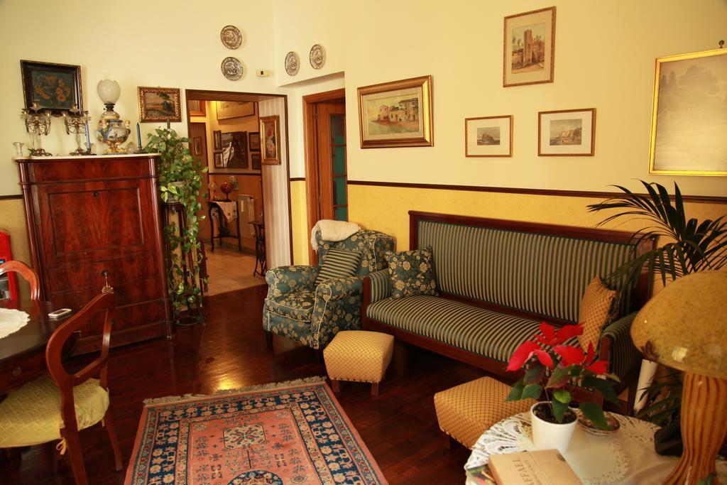 Bed And Breakfast Latomare Naples Luaran gambar